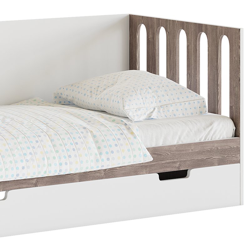 Bed low Funky House Tale Image 5