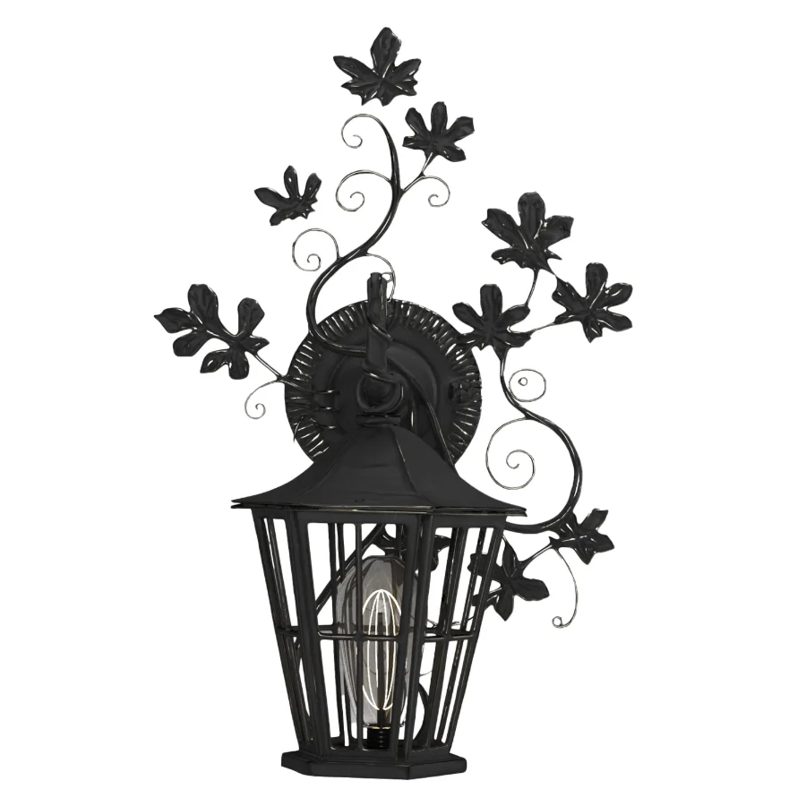 Classic Wall Lantern Image 4